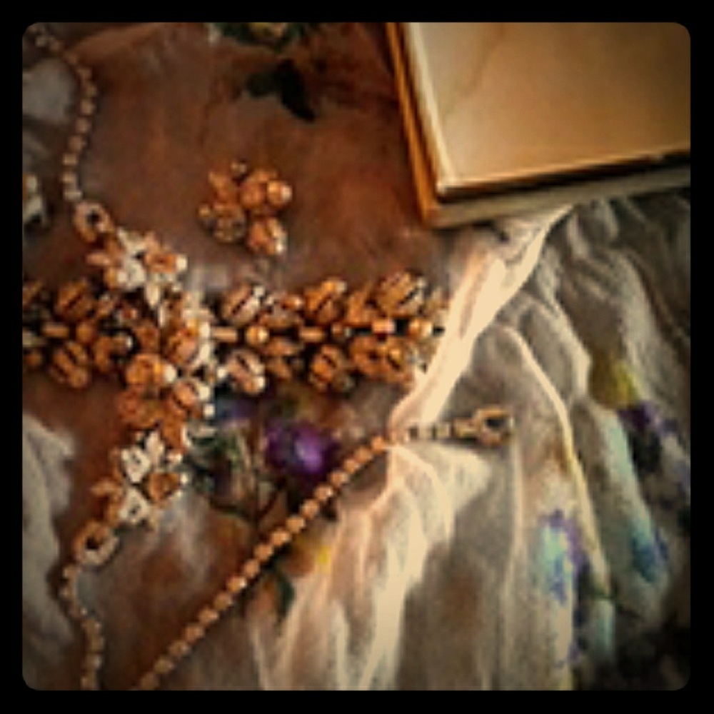 Antique Pearl necklace,bracelet and earrings